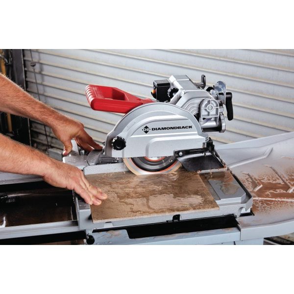 DIAMONDBACK - 10 Amp, 7 in. Wet Tile Saw with Sliding Table - 64683 - Imagen 13