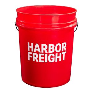 Cubeta de 5 galones roja de plástico resistente para almacenamiento y transporte | 56575