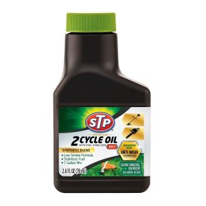 Aceite para motor de 2 tiempos 50:1 con estabilizador de combustible STP, 2.6 oz | 56840