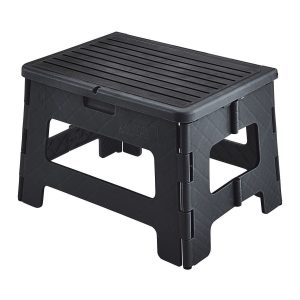 Banco plegable de un escalón negro, soporta 300 lb y se pliega fácilmente | FKL-S-BLK